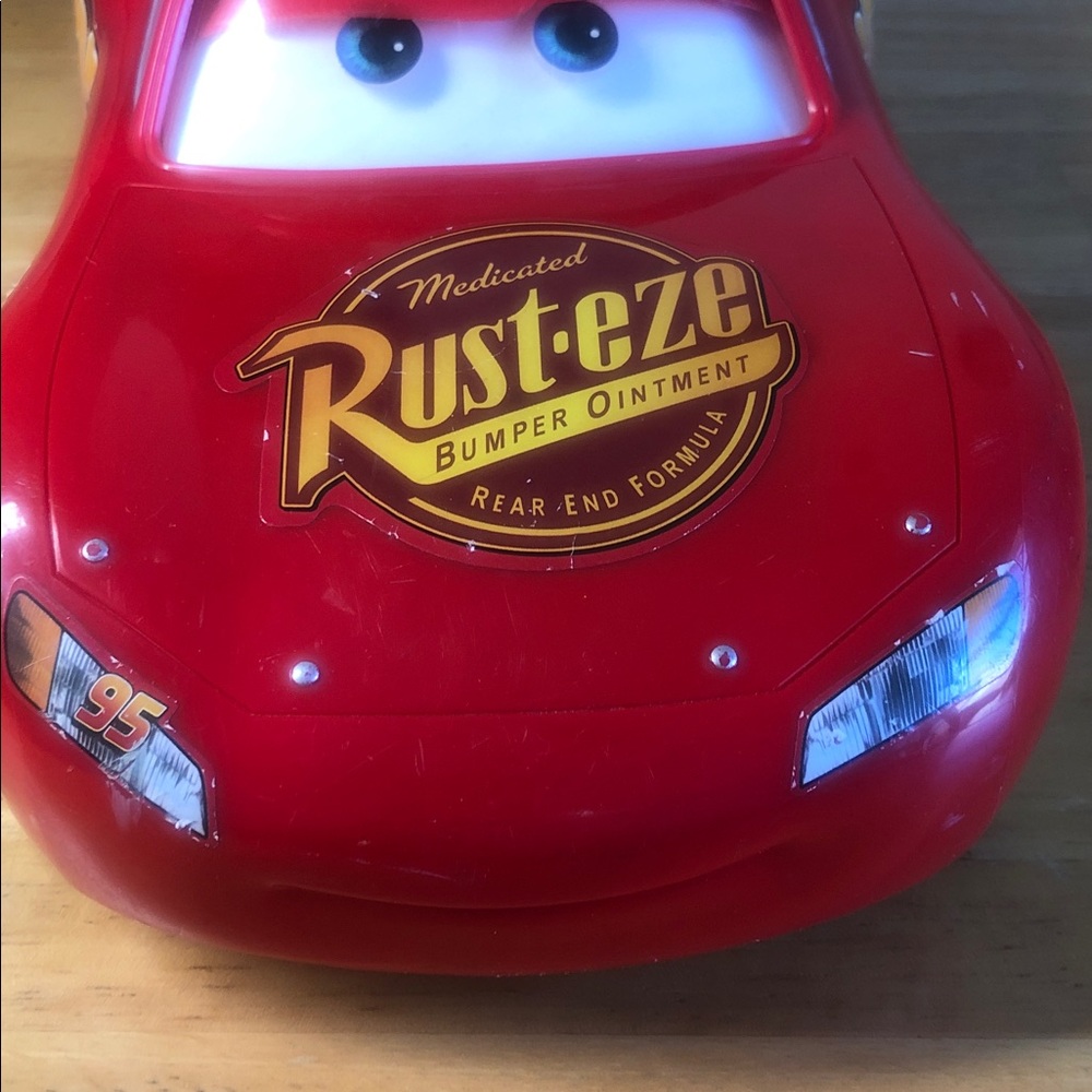Rare Y2k Red plastic diecast 95Lightning McQueen Toy Car - Picture 10 of 16